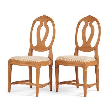 75. A pair of Gustavian chairs by E. Öhrmark (master in Stockholm 1777-1813).