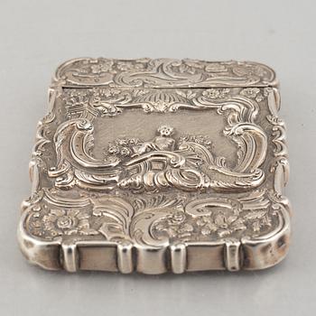 A set of five silver items, including Kemp Brothers, London, England 1895.