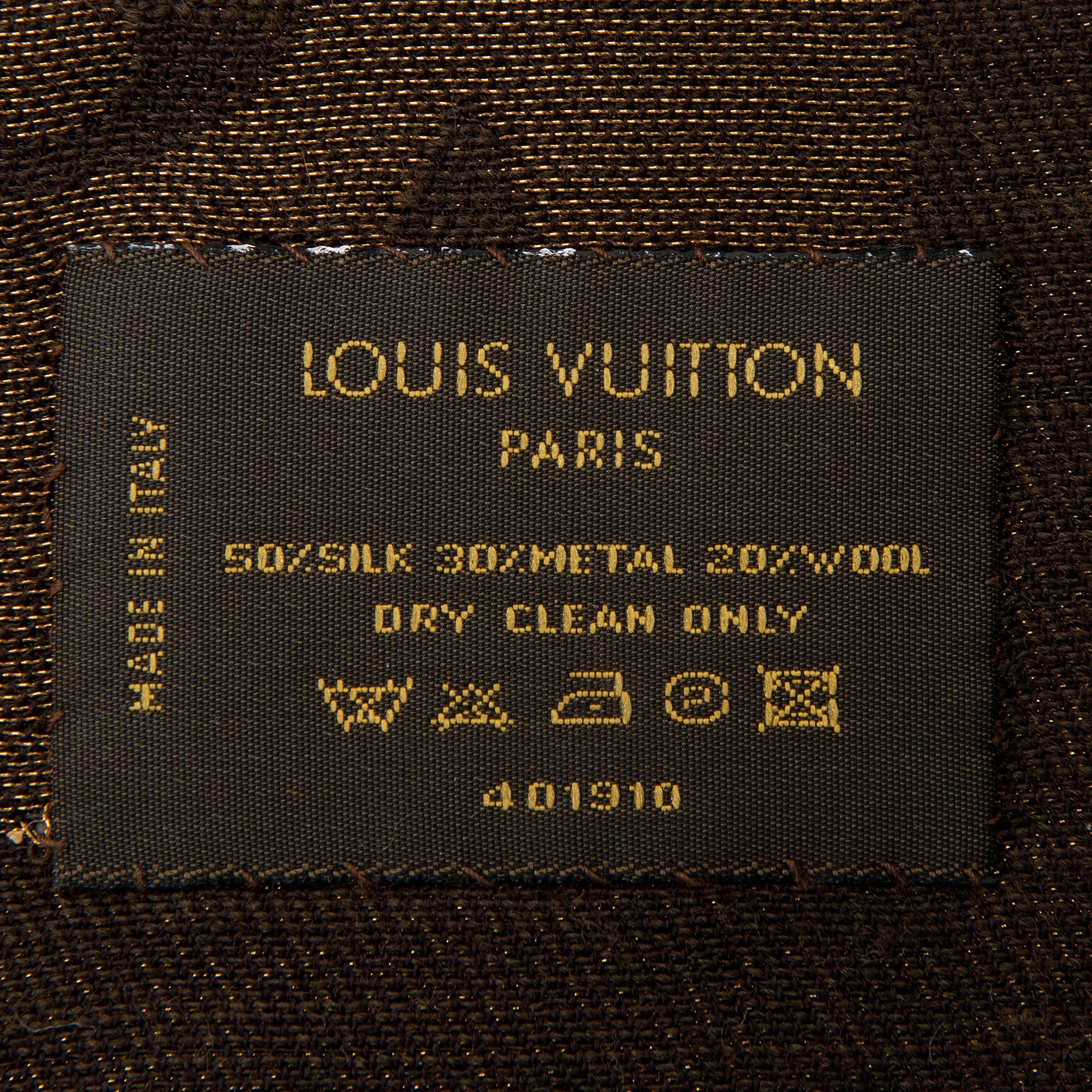 Louis Vuitton, scarf.