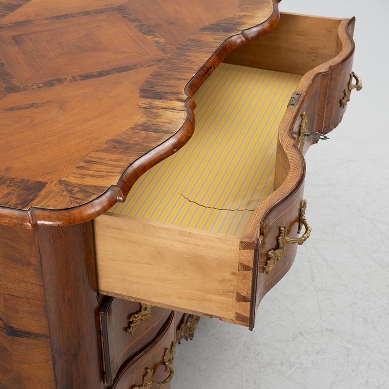 Byrå, tidig rokoko, 1700-tal.