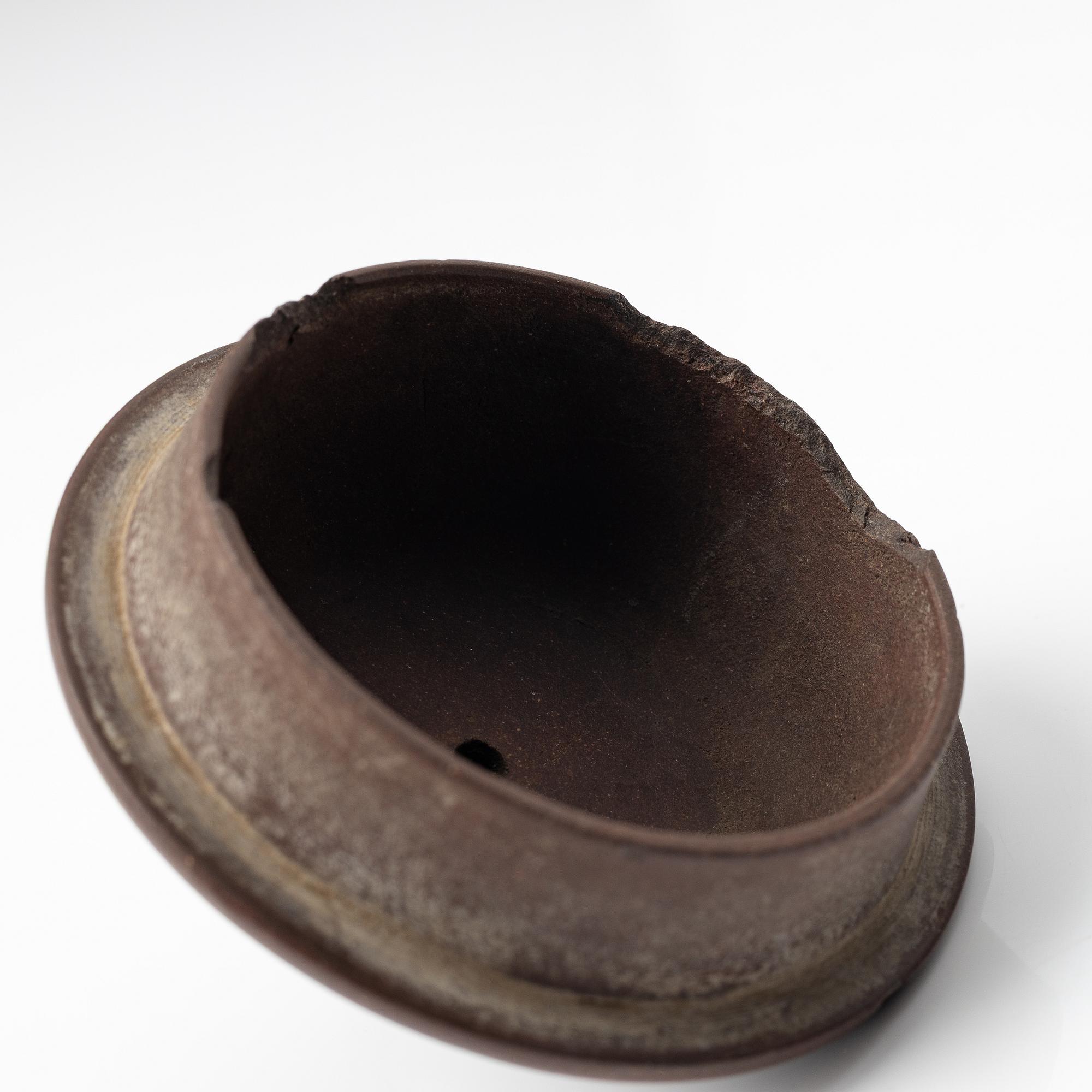 A Chinese yixing teapot, late Qing dynasty /around 1900.