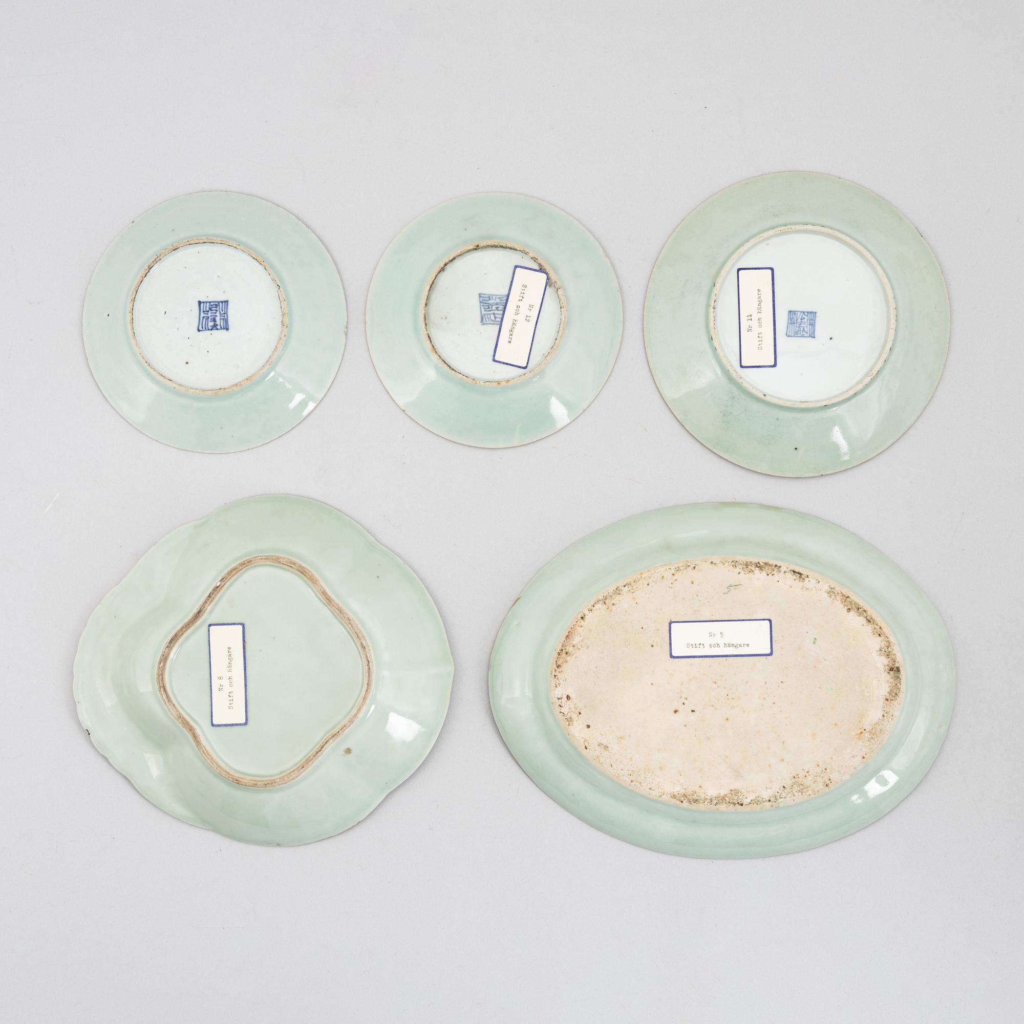Five porcelain Canton plates and dishes, China, 19th century.