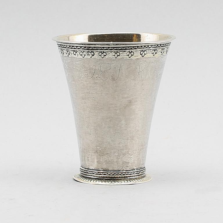 BÄGARE, silver, Bengt Björn, Västerås 1755.  Vikt 71 gram.