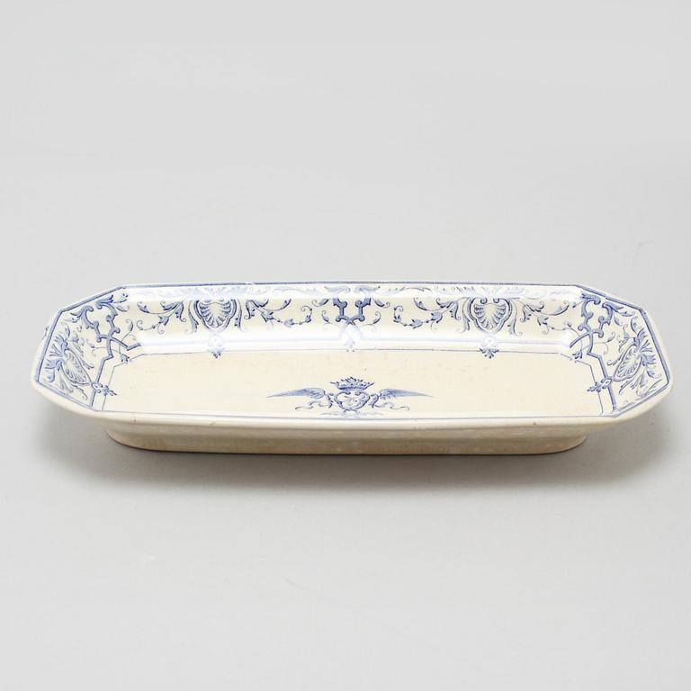 An earthenware tableware set of 78 pcs, "Arona" by Rörstrand, in production 1902-1910.