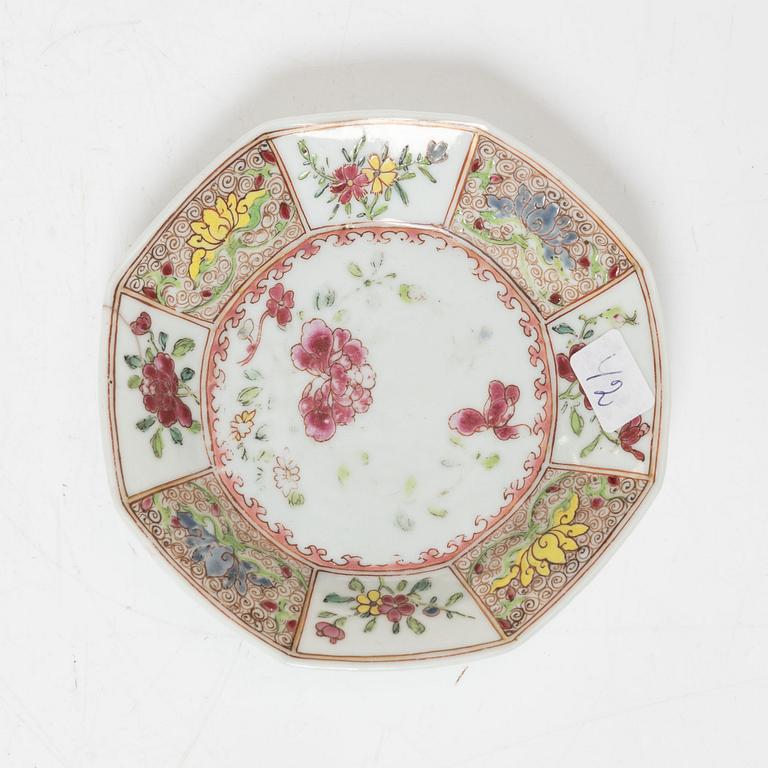 Koppar, åtta stycken, porslin. Qingdynastin, 1700-tal.