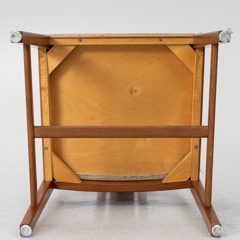 Linde Nilsson, dining table with four chairs.
Lammhult, second half of the 20th century.