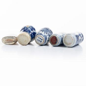 A group lot of Chinese porcelain, Qing dynasty 18/20th century.