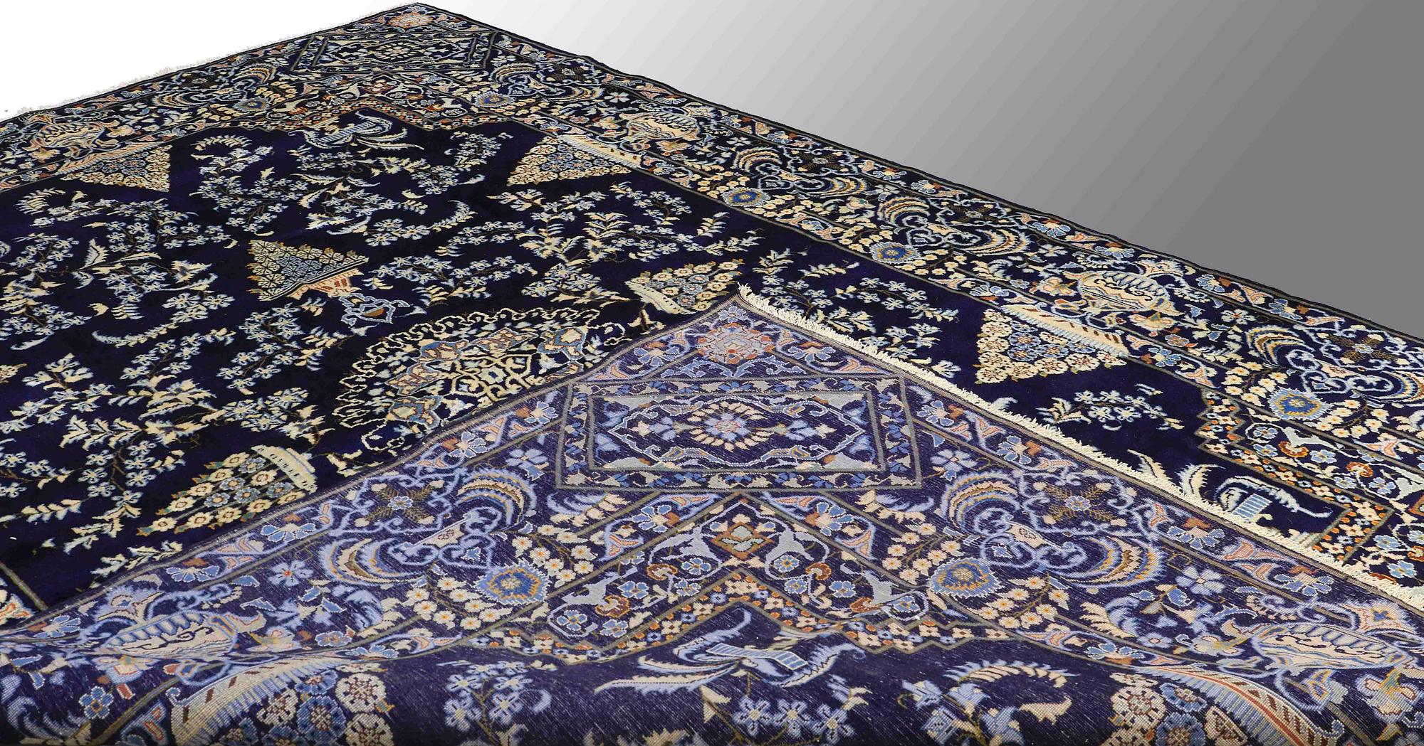 MATTA, Keshan , signerad, 410 x 277 cm.