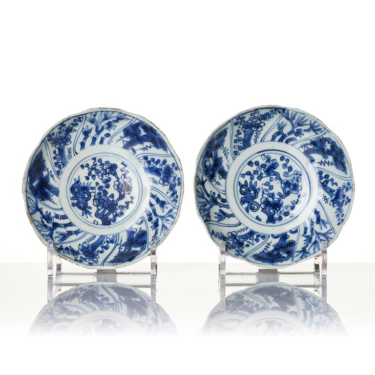 A set of 12 blue and white 'three friends of winter' dishes, Tianqi/Chongzhen, mid 17th century.