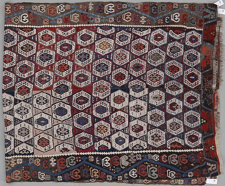 MATTA, Kelim anatolisk, semiantik. Ca 370x160 cm.