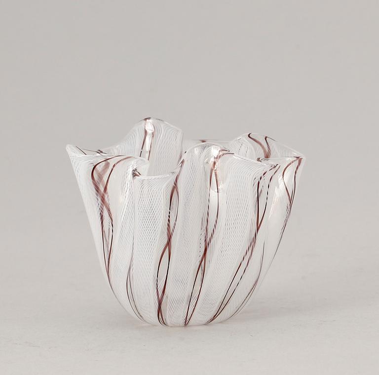 NÄSDUKSSKÅL, glas, troligen Venini, Murano, 1950-tal.