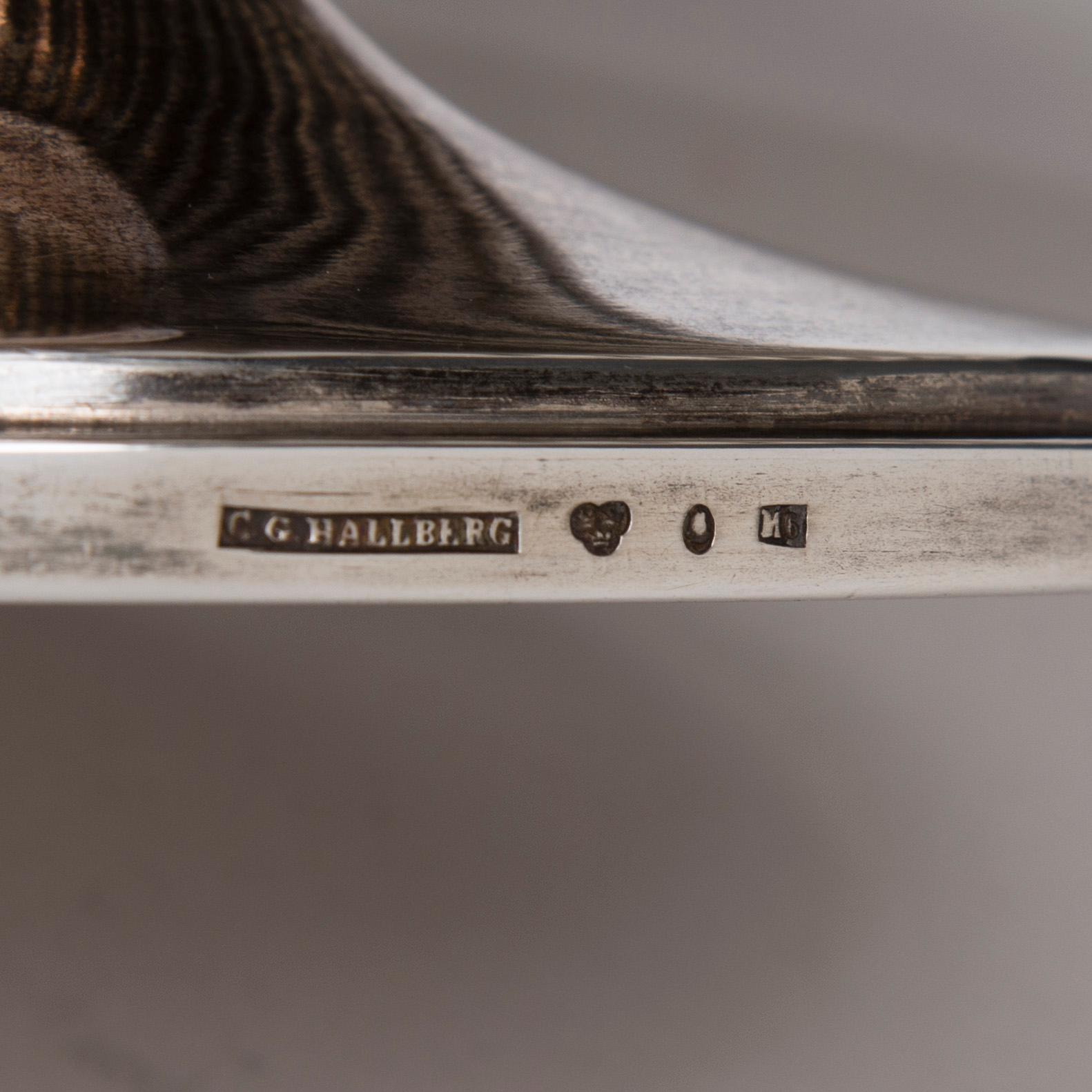 SERVERINGSSKÅL, silver, C. G. Hallberg, Stockholm 1890. Tot. vikt ca 476 g.