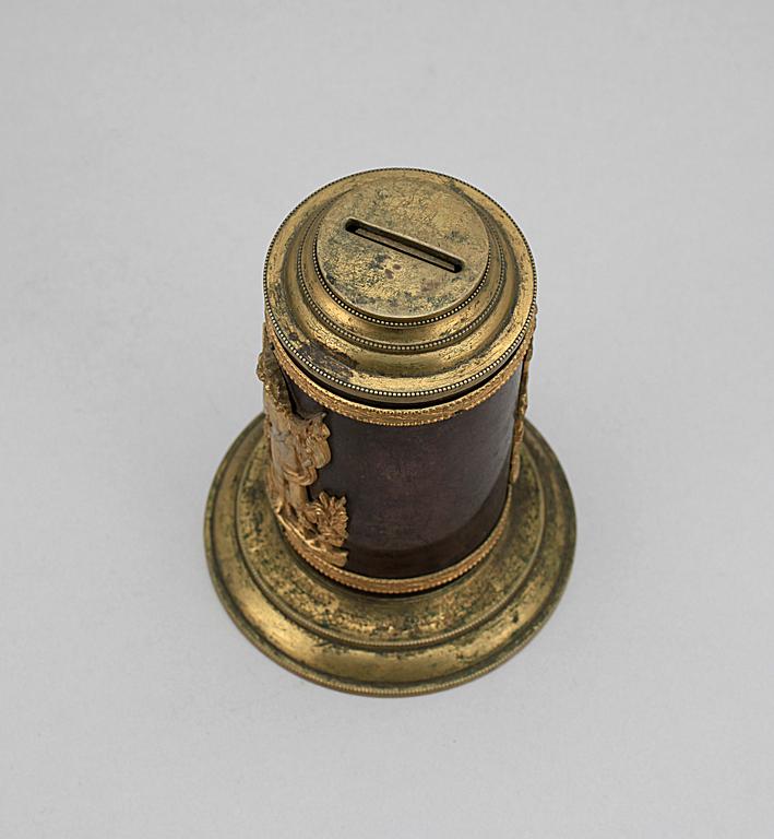 SPARBÖSSA, empirestil, 1800-talets andra hälft.