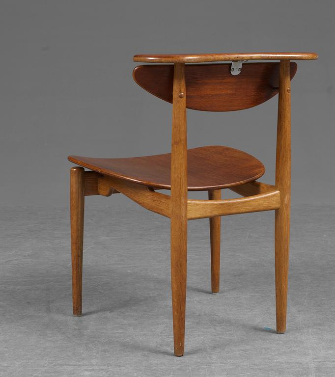 A Finn Juhl teak and oak chair, Bovirke, Denmark 1950-60´s.