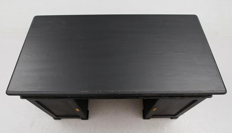 HURTSSKRIVBORD, 1800-talets andra hälft.