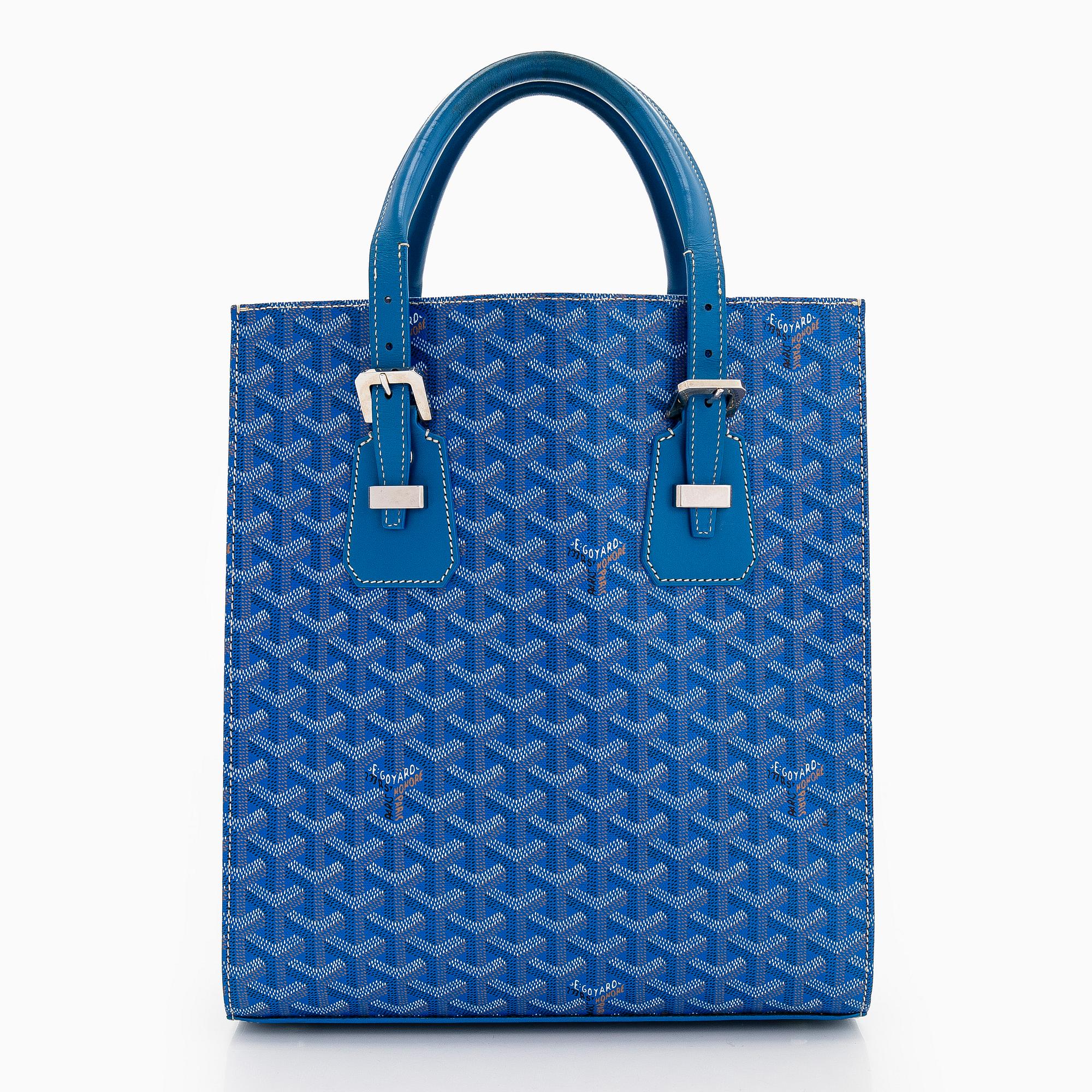 Goyard, a "Comores GM" bag.