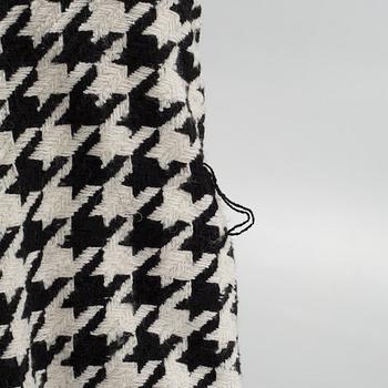 DOLCE & GABBANA, kappa, italiensk storlek 42.