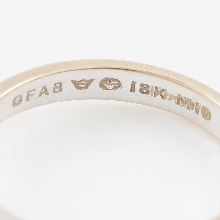 Ring 18K vitguld med en rund briljantslipad diamant.