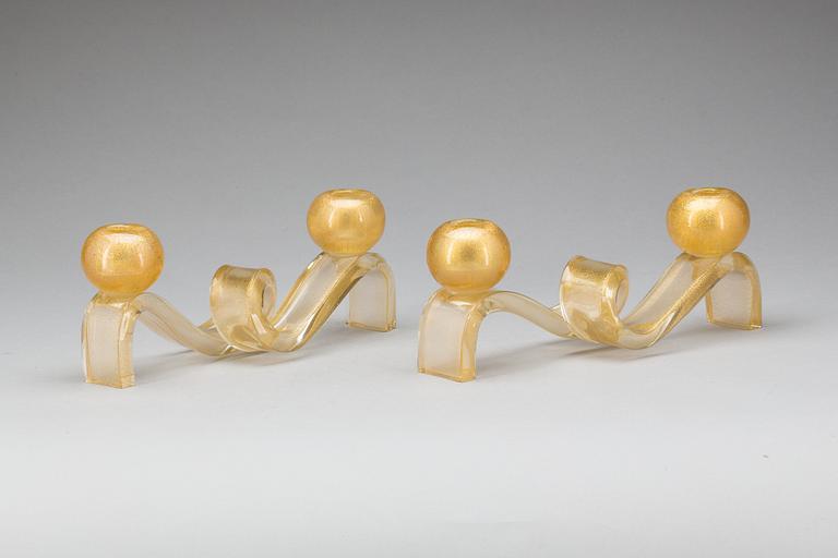 LJUSSTAKAR, ett par, glas, troligen Murano, 1900-talets mitt/andra hälft.