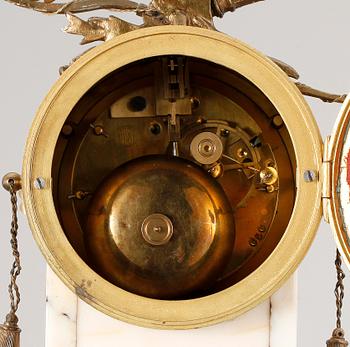 BORDSPENDYL, Louis XVI-stil, 1900-tal.