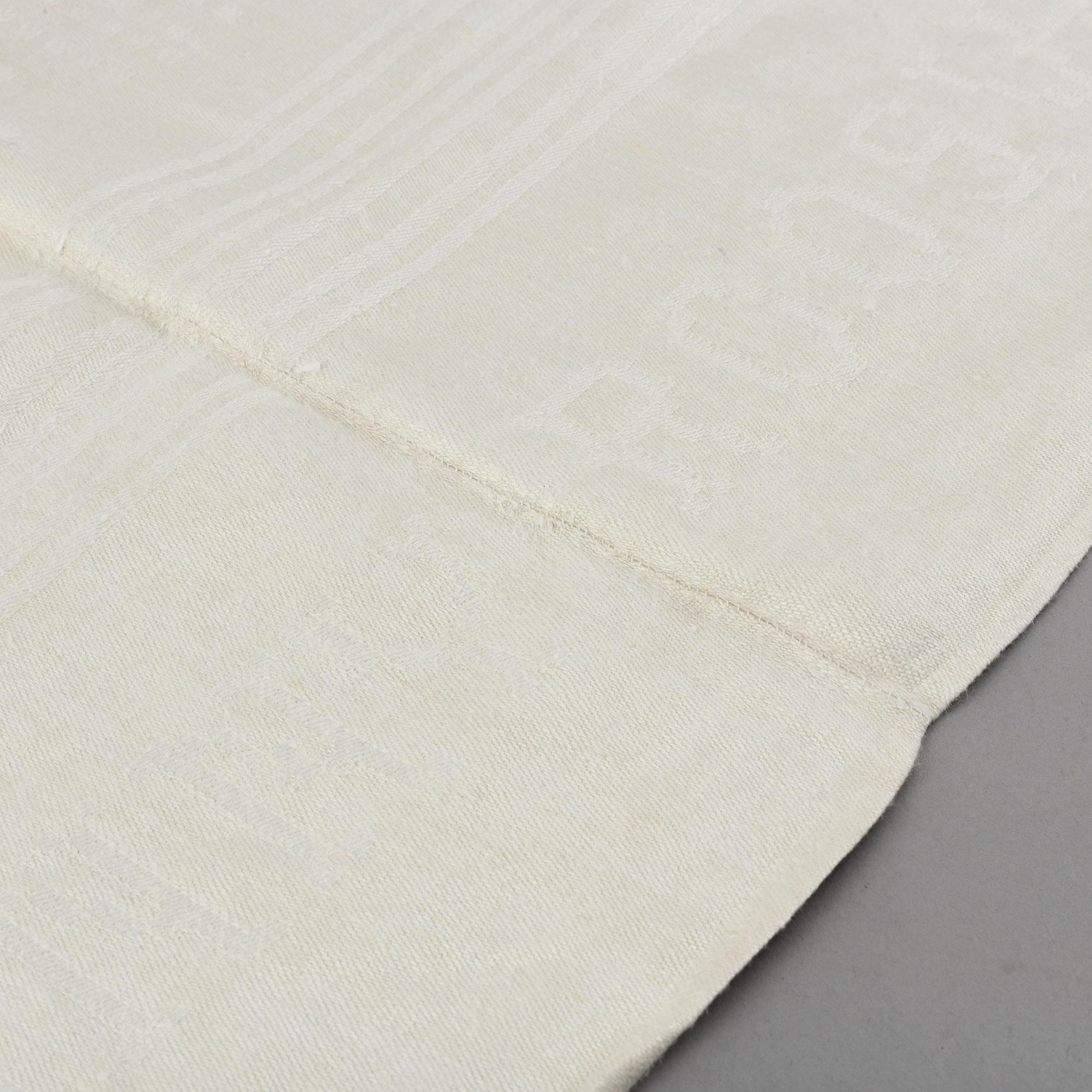 Augusta Skårman, duk, linnedamast, ca 244,5 x 155,5 cm, Gotland.