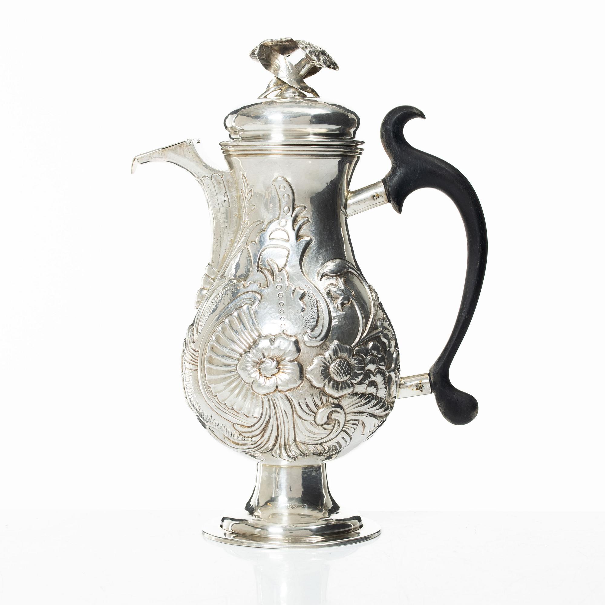 Kaffekanna, silver. Troligen Nordtyskland/Danmark, 1700-tal.