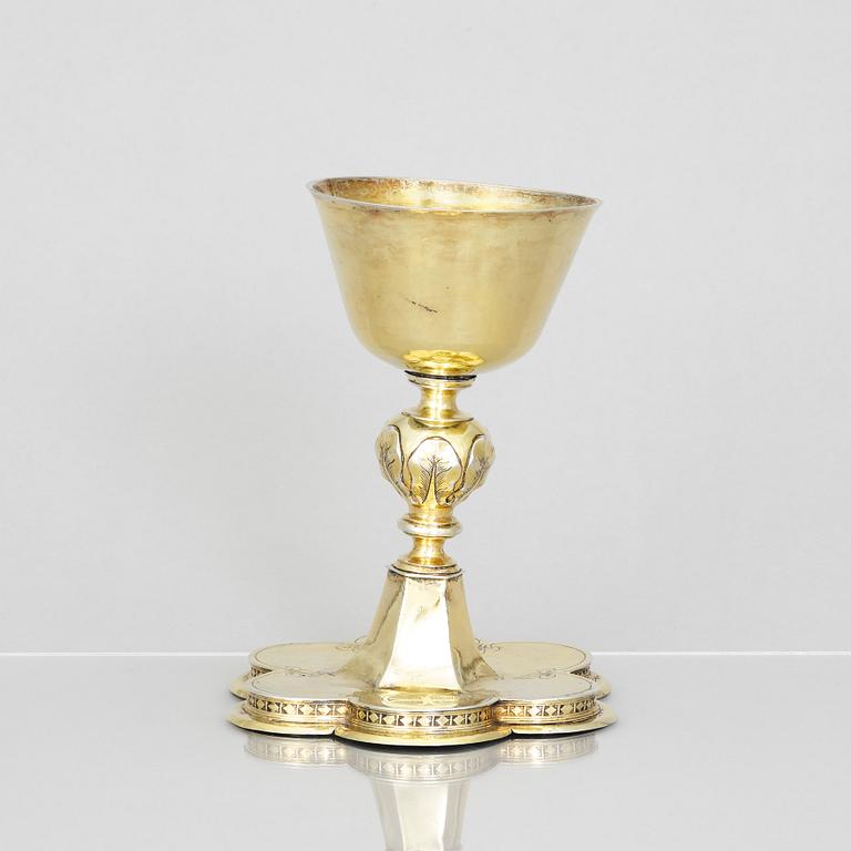 A 17th/18th century, possibly German, silver-gilt cup, unmarked.