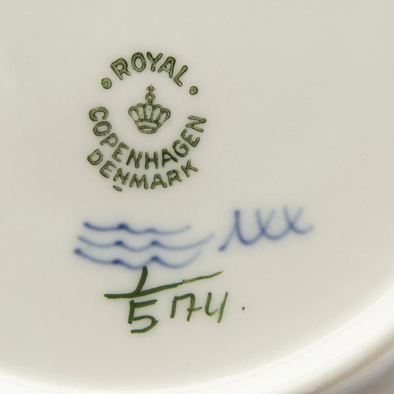 A 35 pcs Musselmalet Royal Copenhagen porcelain service.