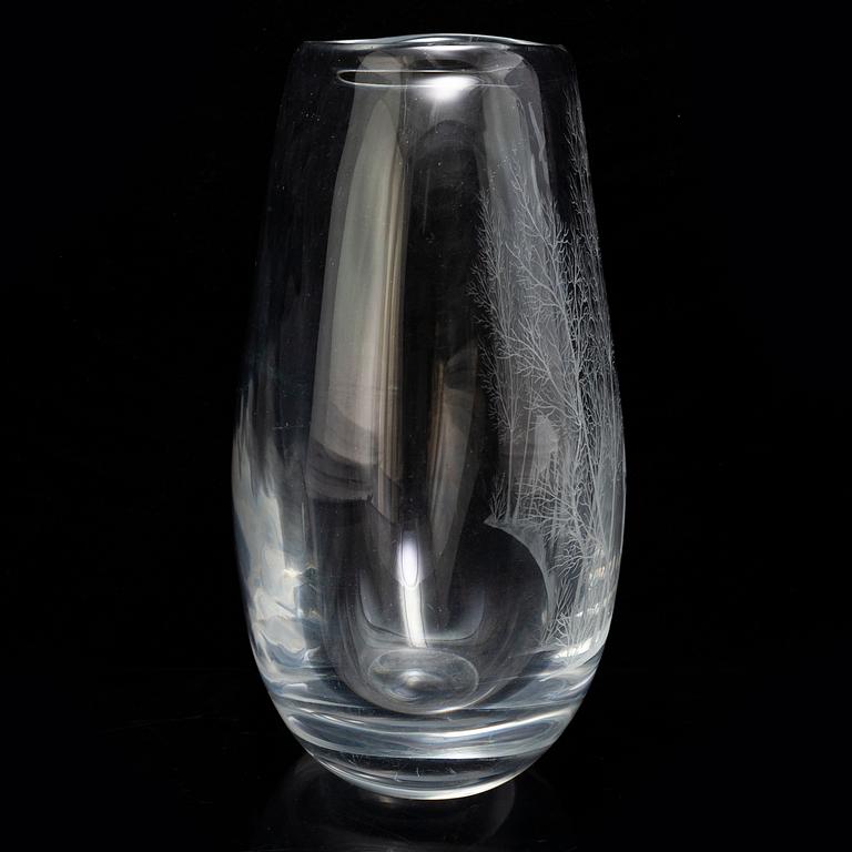 VICKE LINDSTRAND, a signed glass vas, Kosta.
