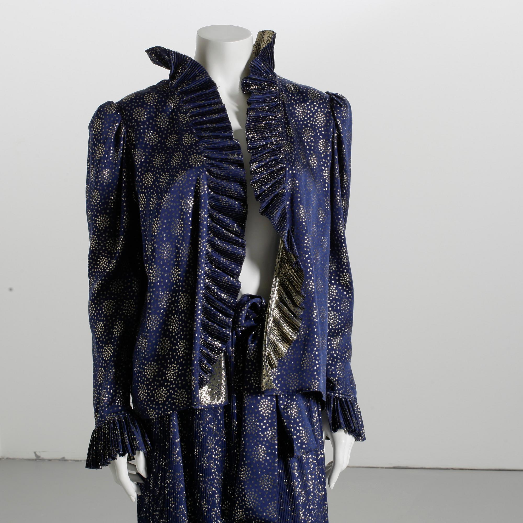 DRÄKT, två delar, Yves Saint Laurent.