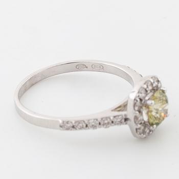 RING, med briljantslipade diamanter totalt ca 0.70 ct +0.30 ct.