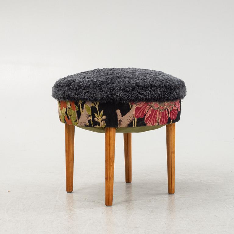 A mid 20th Century stool.