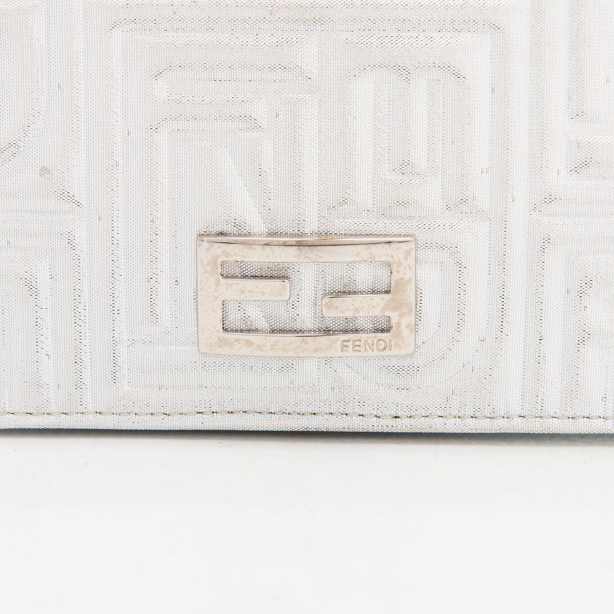 Fendi, A 'wallet on chain', bag.
