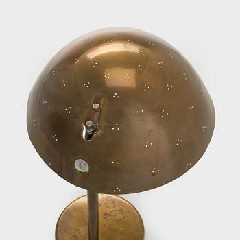 Paavo Tynell, pöytävalaisinpari, malli 9209, Taito 1900-luvun puoliväli.