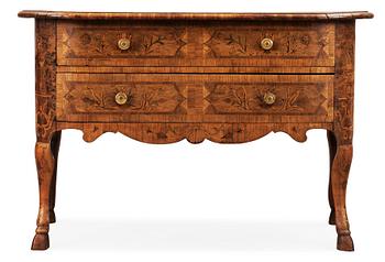 358. A mid 18th century commode, probably Germany.