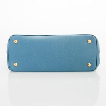 Prada, a 'Galleria' bag.