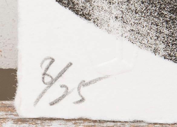 Chiharu Shiota, "Holding Memory", 2017.