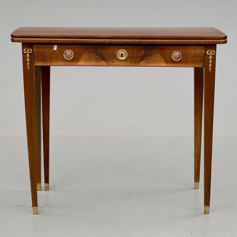 SPELBORD, gustaviansk stil, sent 1800-tal.