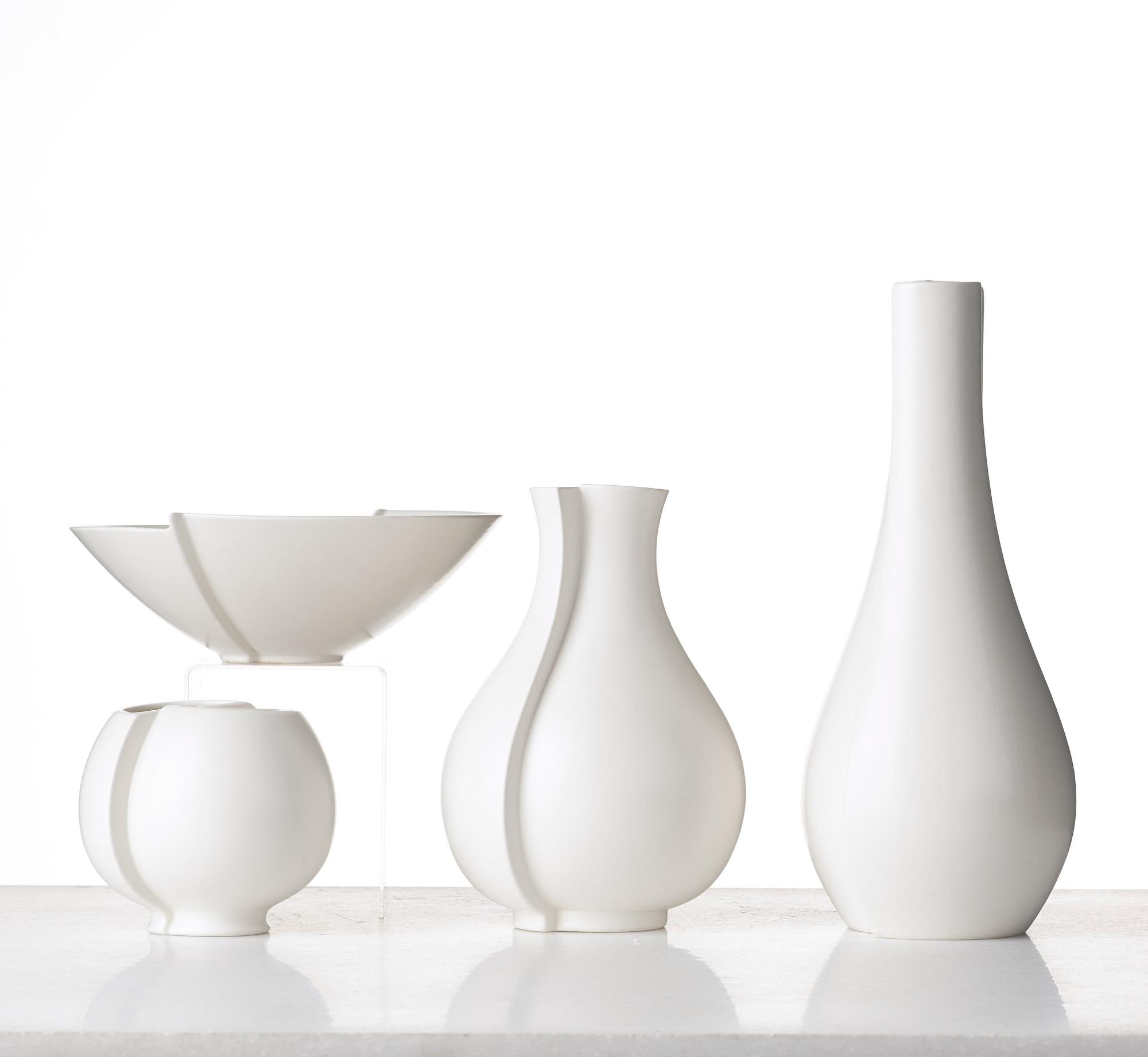 Wilhelm Kåge, vaser, 3 st och skål, "Surrea", Gustavsbergs studio.