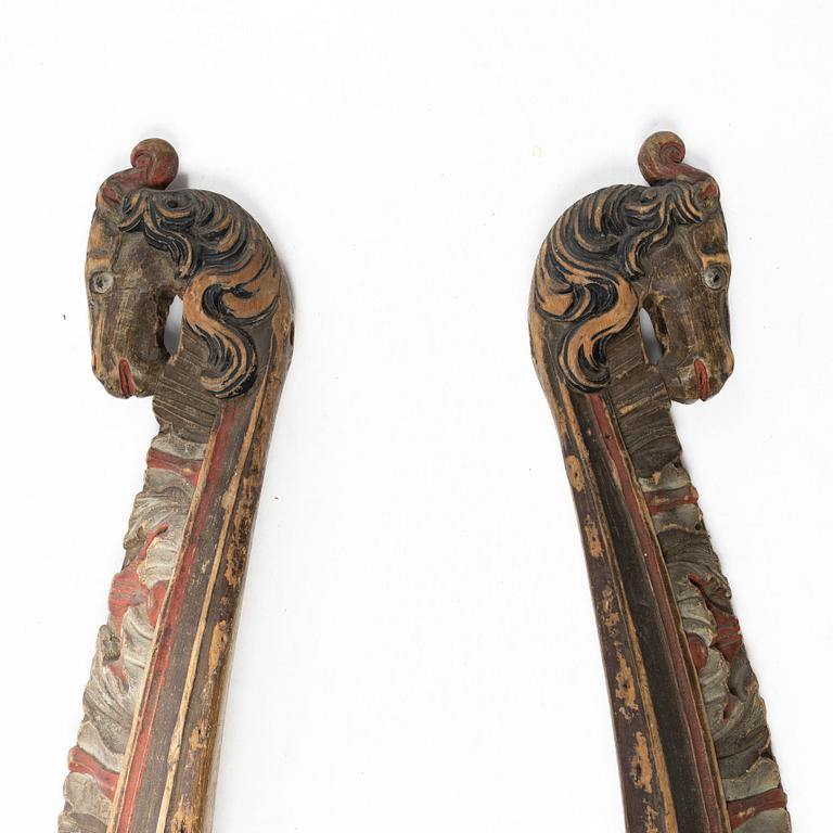 Locomotives, a pair. Folk art, Jämtland, 17th-/18th century.