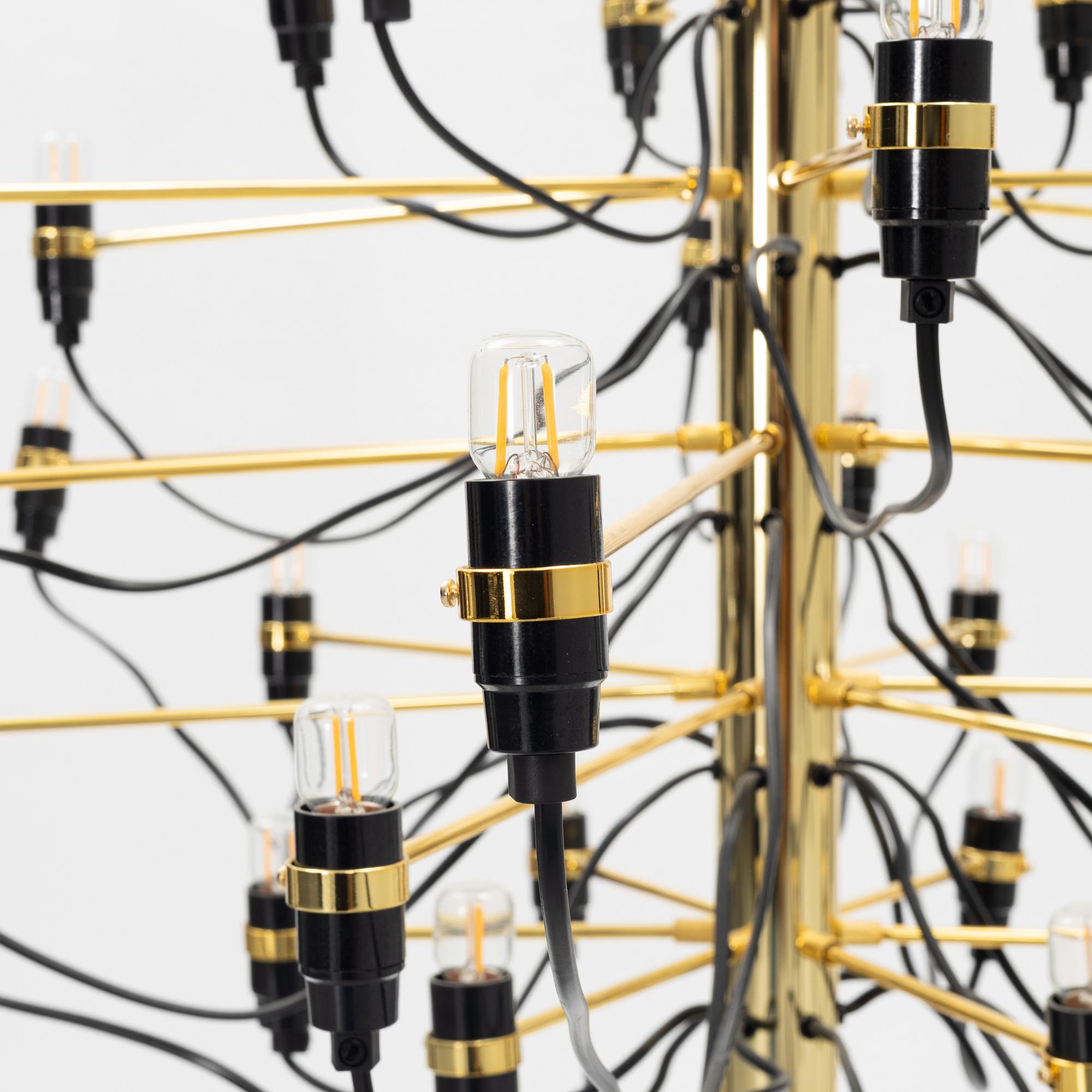 Gino Sarfatti, a '2097/30' ceiling lamp, Flos, Italy.