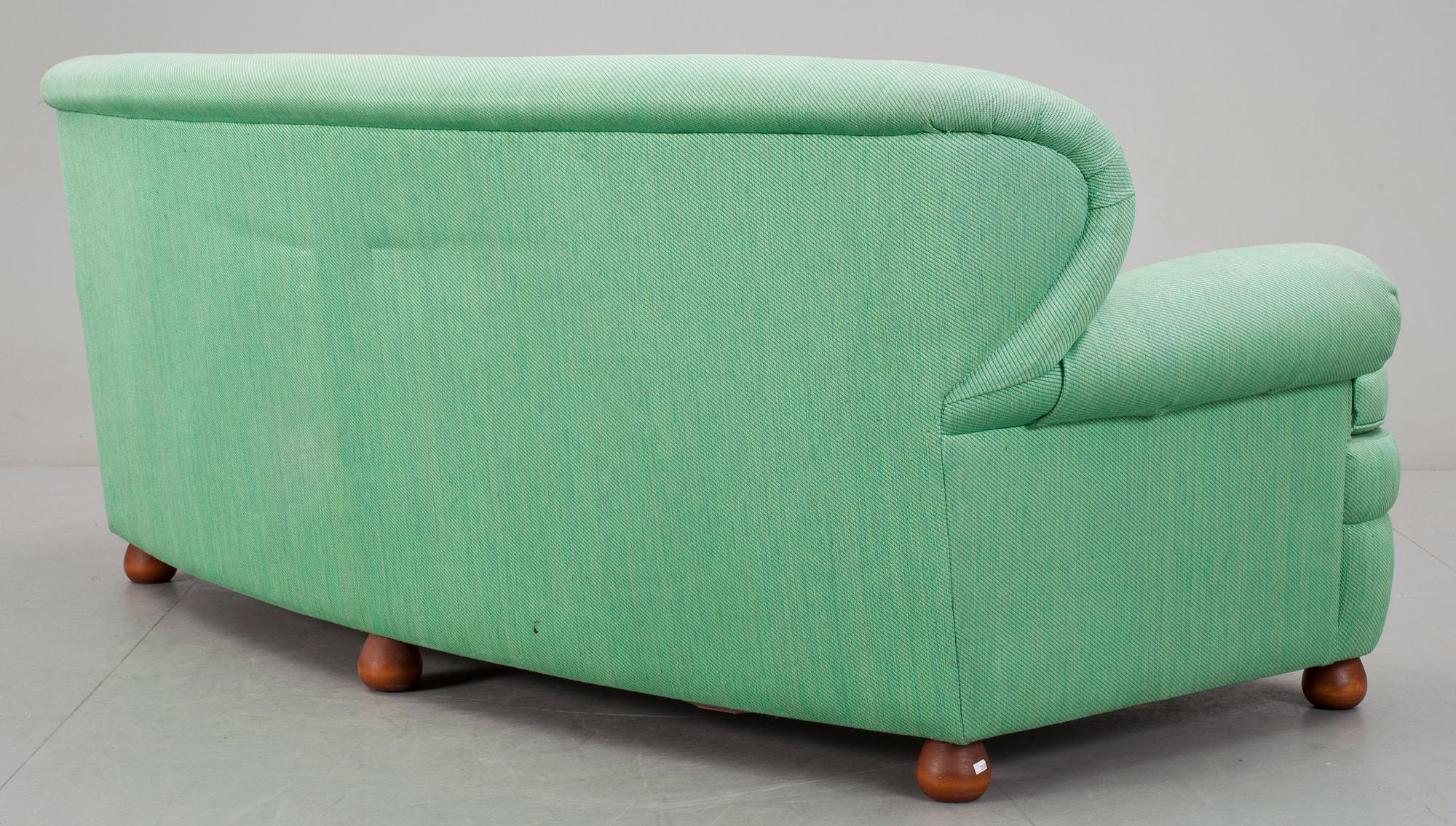 JOSEF FRANK, soffa, Firma Svenskt Tenn, modell 968.