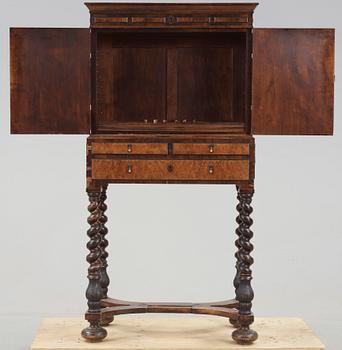 SKÅP, barockstil, 1900-tal.