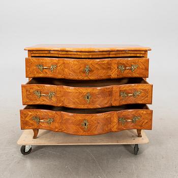 Byrå senbarock 1700-talets mitt.