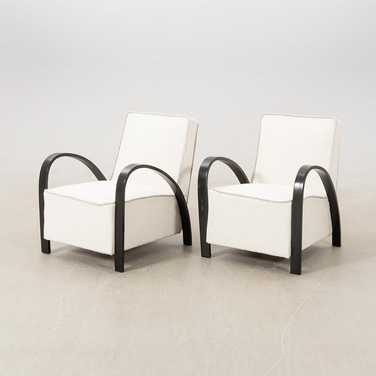 Armchairs, a pair from the first half of the 20th century.