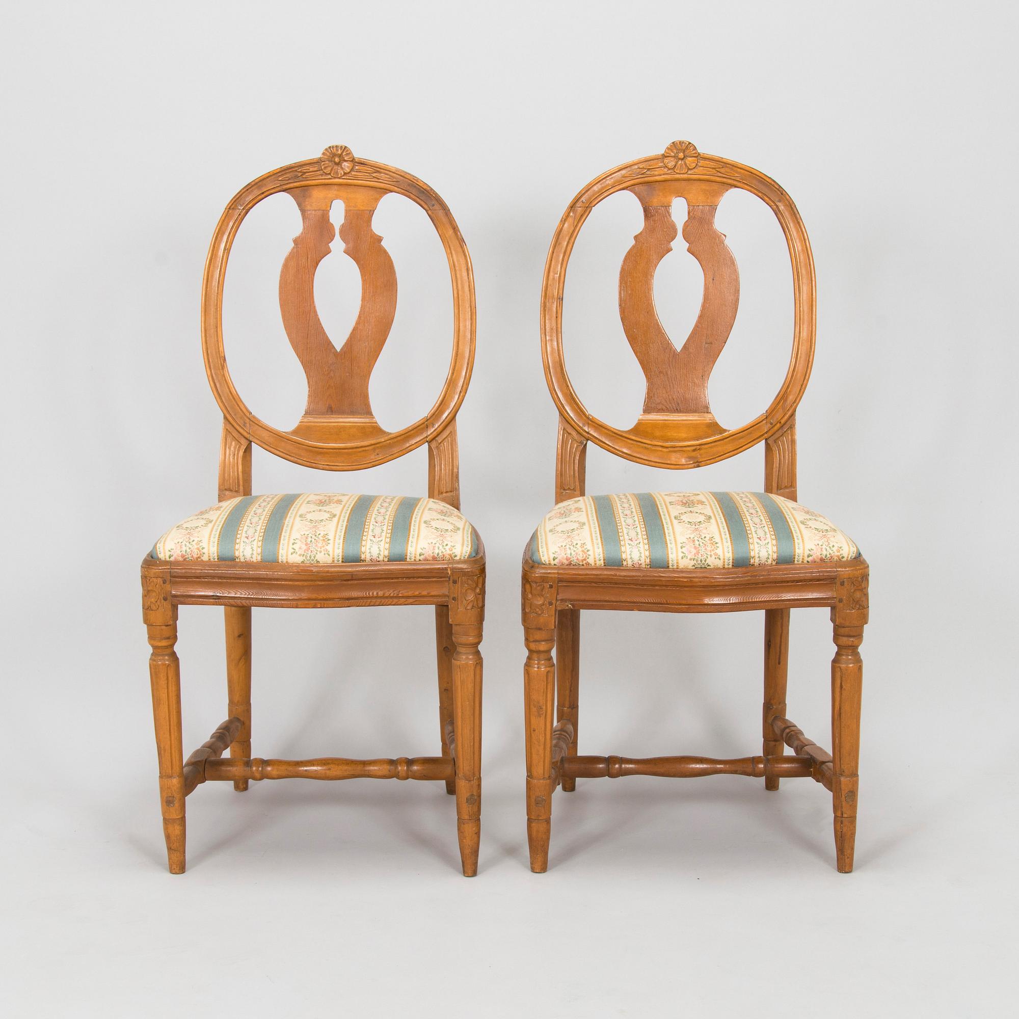 Four Swedish Gustavian chairs, 18th century.