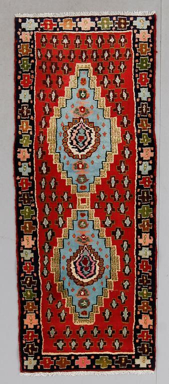 MATTA, Hamadan, ca 188 x 73 cm.