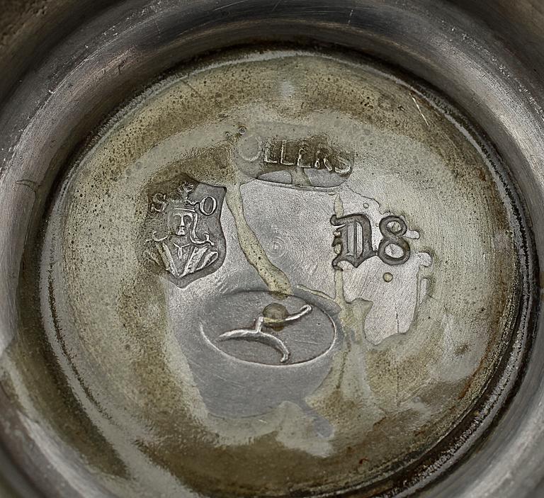 TESERVIS, 3 delar, tenn, Edvin Ollers, Stockholm, 1944.