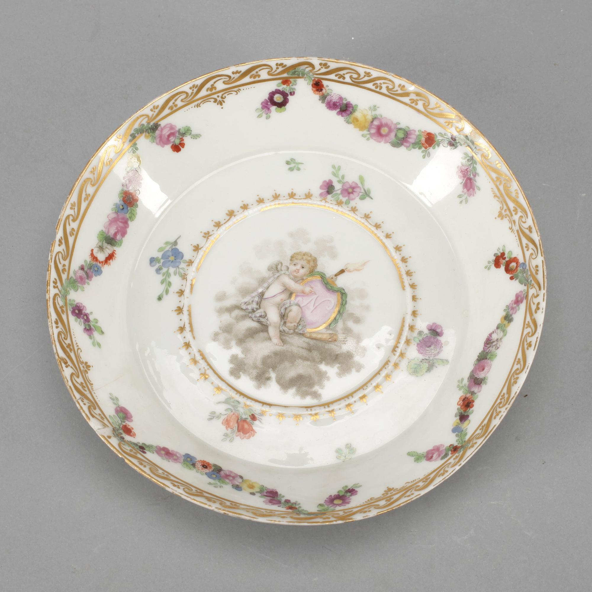 KOPP med FAT, porslin. Kungl Dansk, 1700-tal.