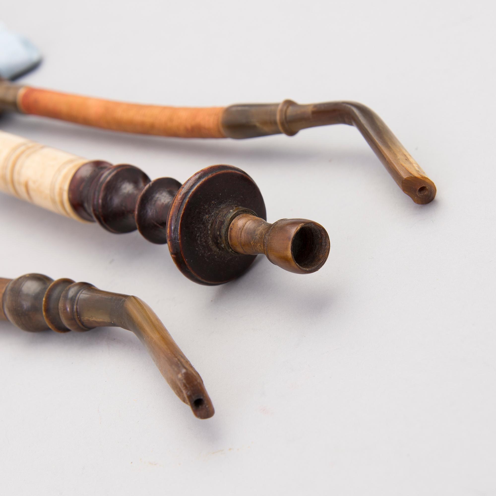 PIIPPUJA, 3 kpl, merivahaa, puuta, hopeaa, luuta, 1800-luvun loppupuoli.